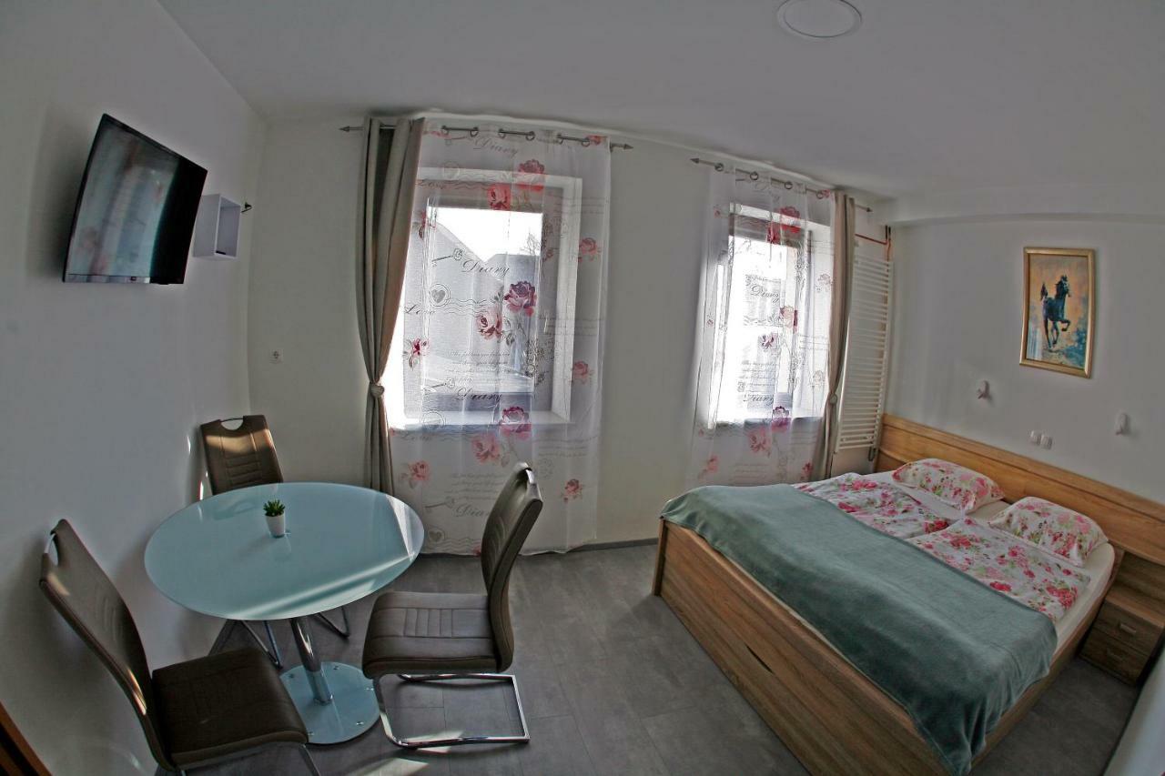 Apartments Bernard Bled Extérieur photo